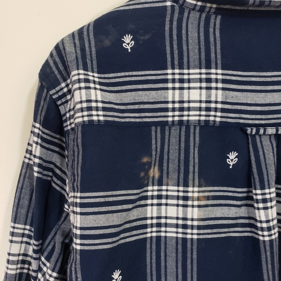 Orvis floral embroidered bleach dip dyed flannel shirt - Picture 7 of 10